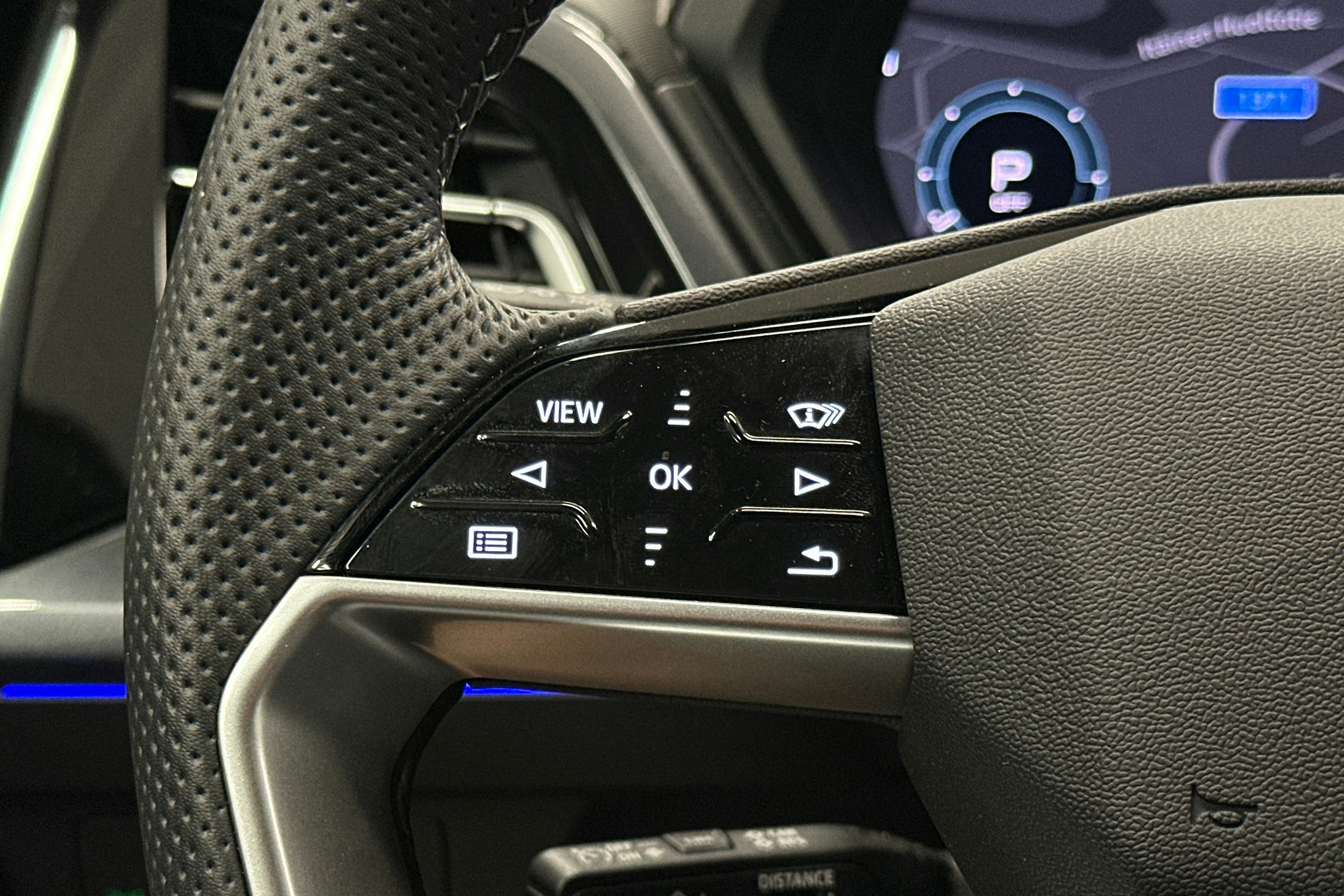violetti Audi Q4 e-tron 2025 kuva 19.