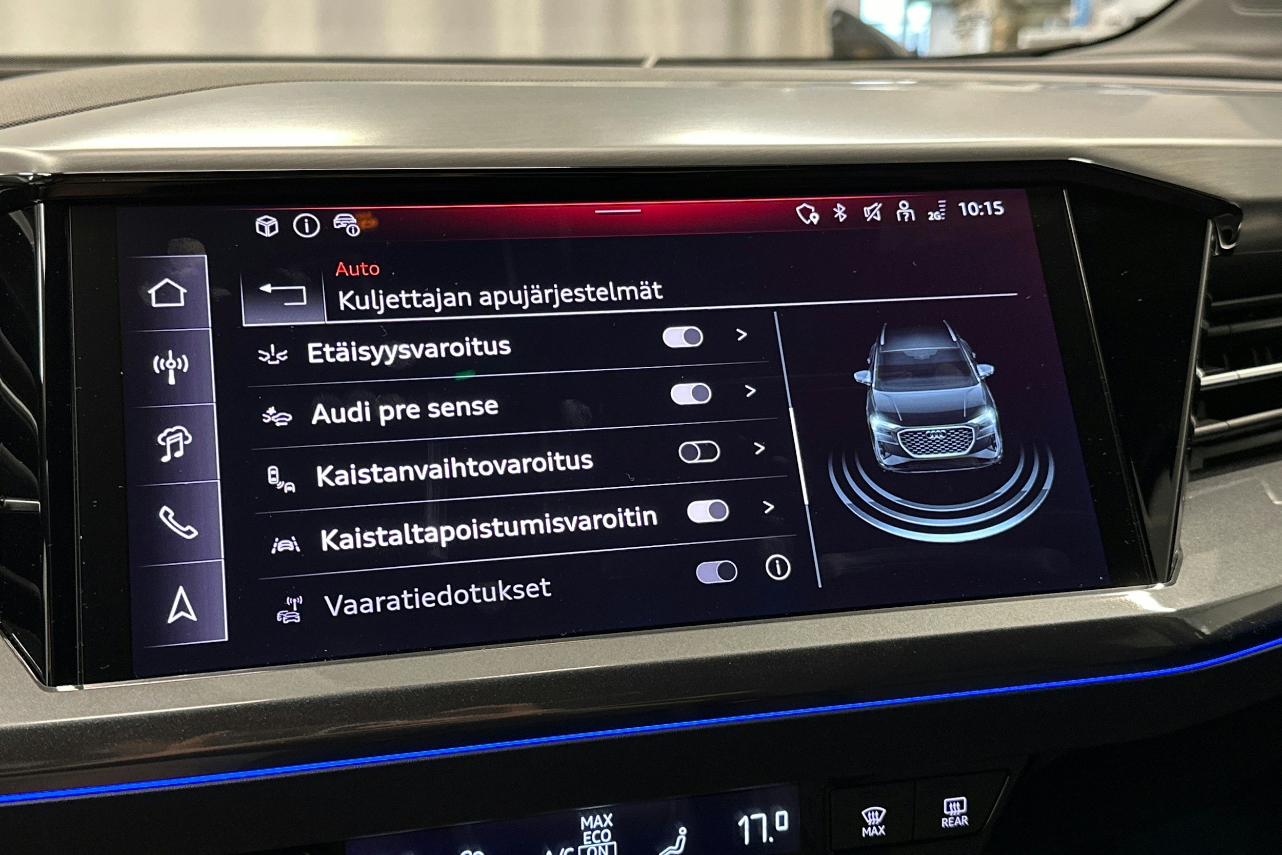 violetti Audi Q4 e-tron 2025 kuva 30.