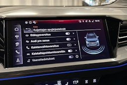 violetti Audi Q4 e-tron 2025 kuva 30.