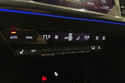 violetti Audi Q4 e-tron 2025 kuva 34.