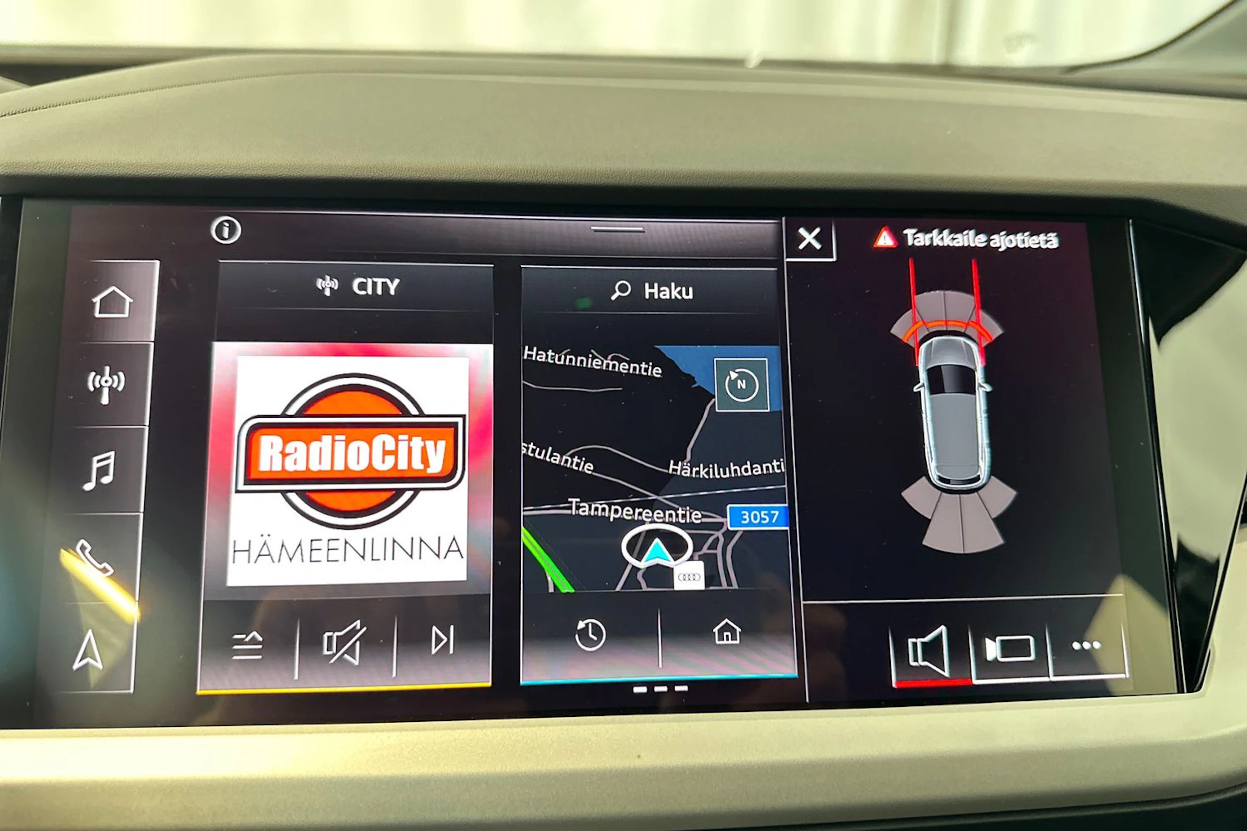 jäätikön valkoinen Audi Q4 e-tron 2026 kuva 30.