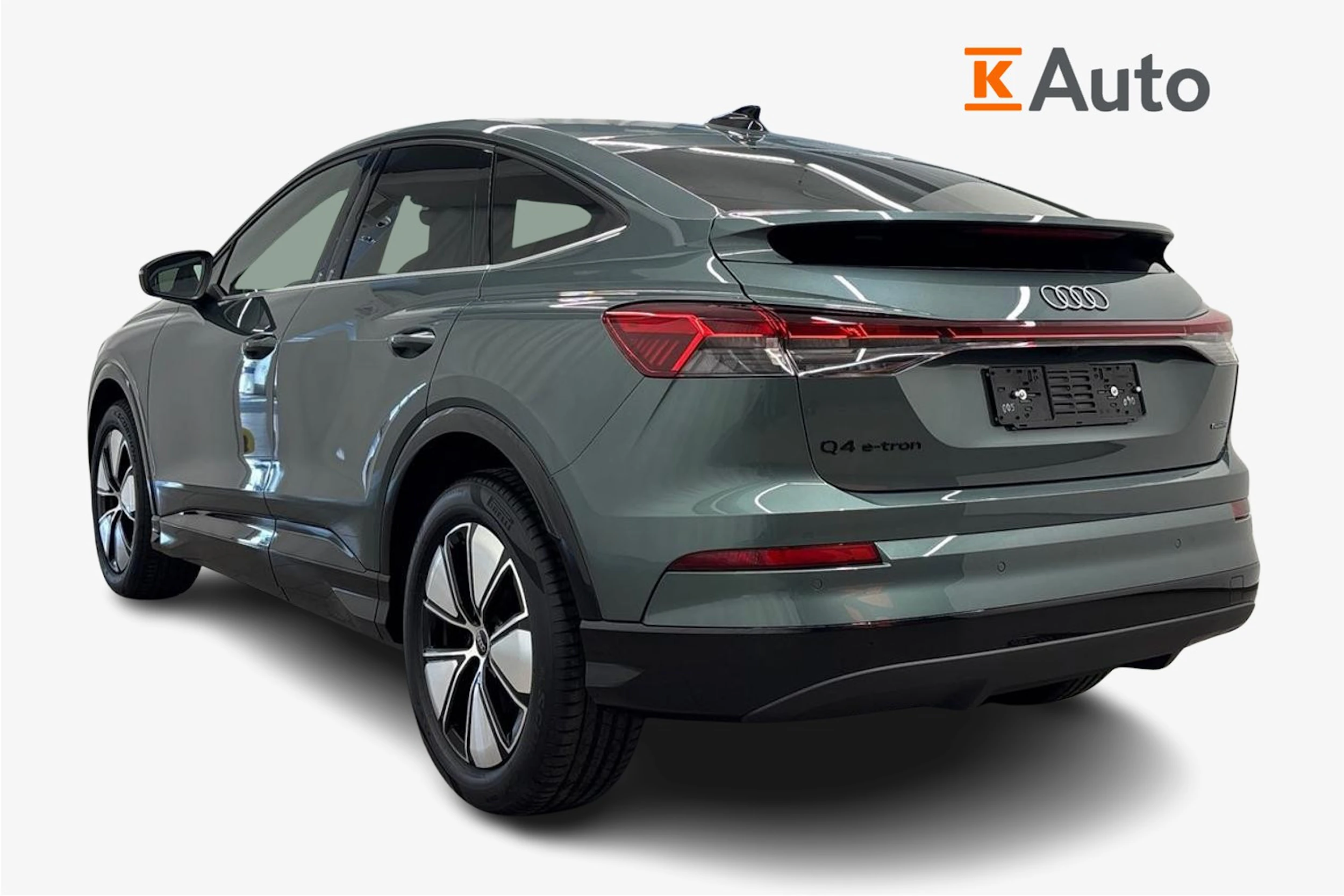 met. vihreä Audi Q4 e-tron 2026 kuva 2.
