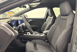 met. vihreä Audi Q4 e-tron 2026 kuva 11.