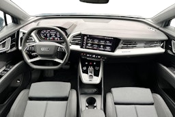 met. sininen Audi Q4 e-tron 2026 kuva 7.