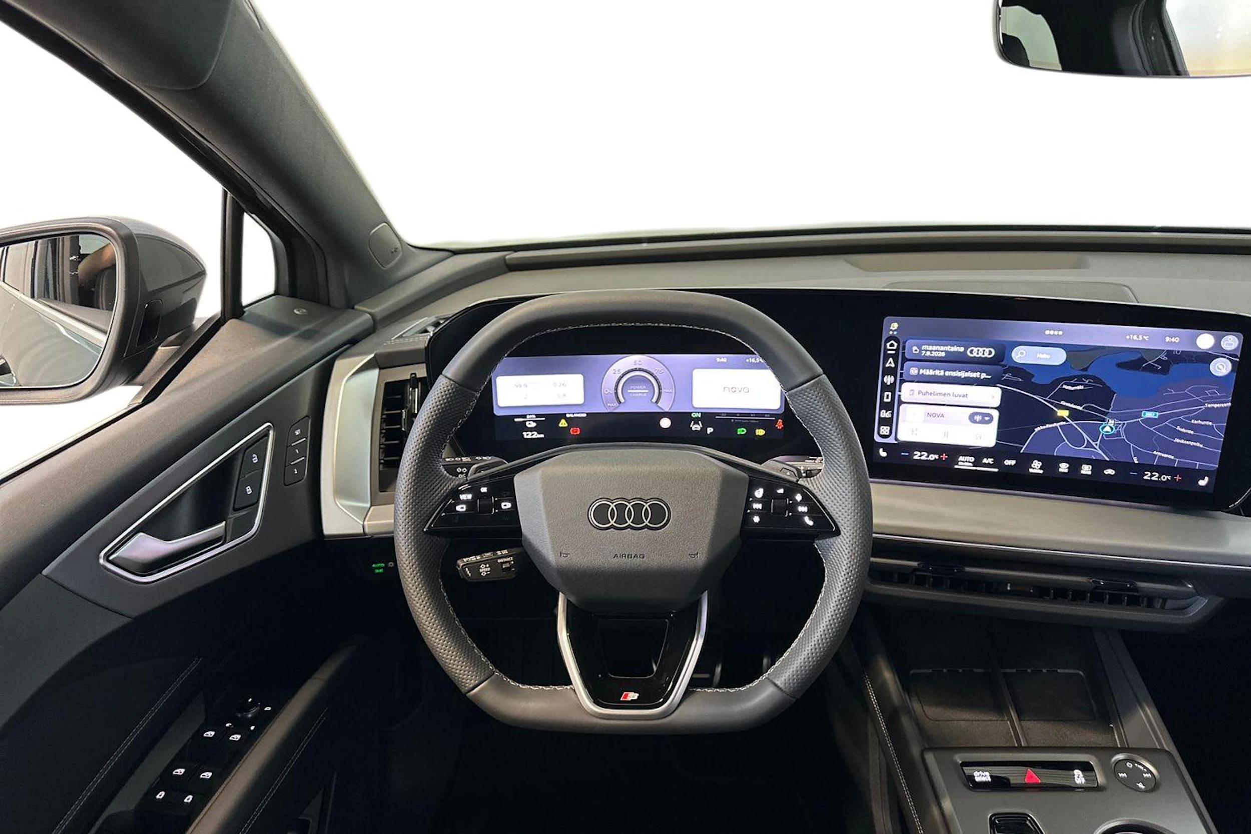 sage vihreä Audi Q4 e-tron 2026 kuva 9.