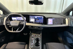 sage vihreä Audi Q4 e-tron 2026 kuva 10.