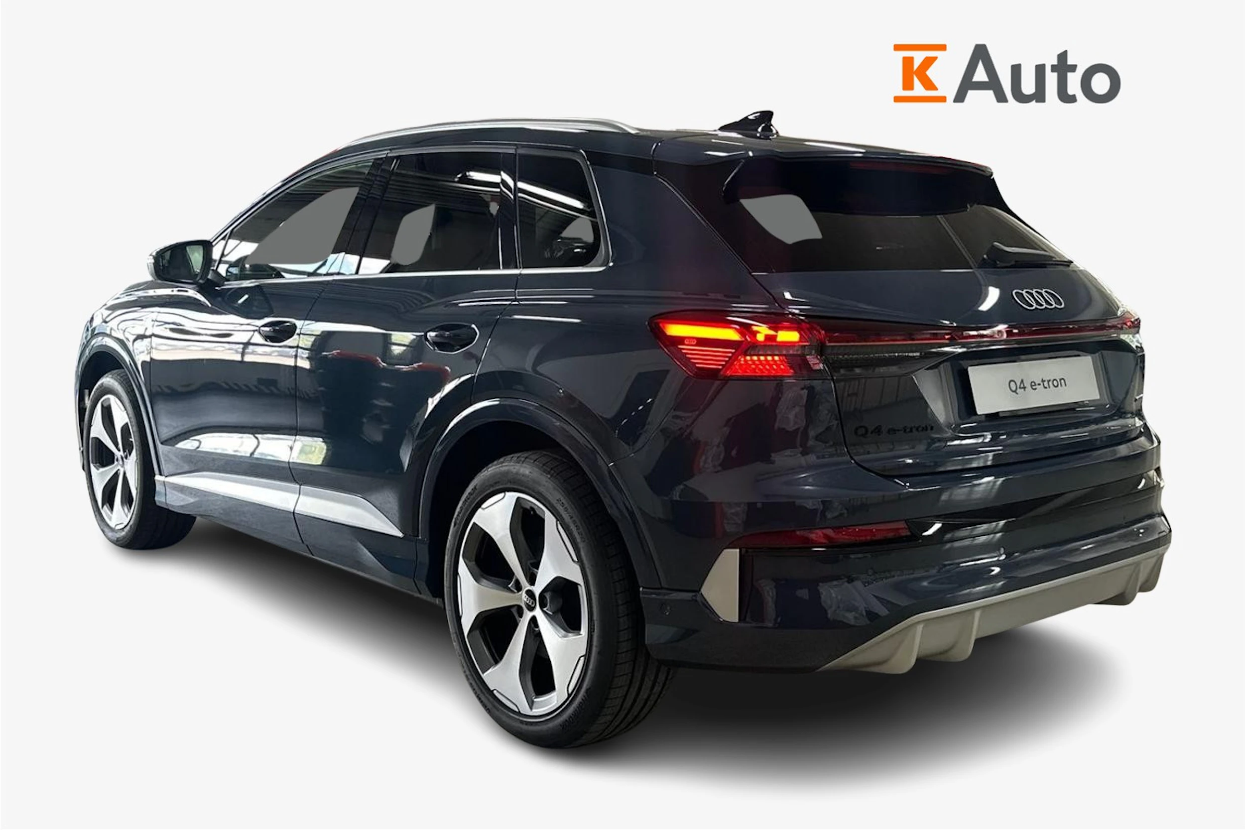 met. sininen Audi Q4 e-tron 2026 kuva 2.