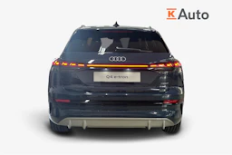 met. sininen Audi Q4 e-tron 2026 kuva 3.
