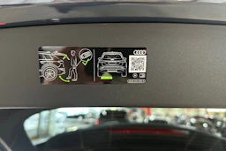met. sininen Audi Q4 e-tron 2026 kuva 21.