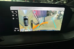 met. sininen Audi Q4 e-tron 2026 kuva 22.