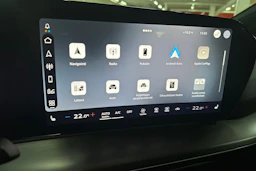 met. sininen Audi Q4 e-tron 2026 kuva 29.