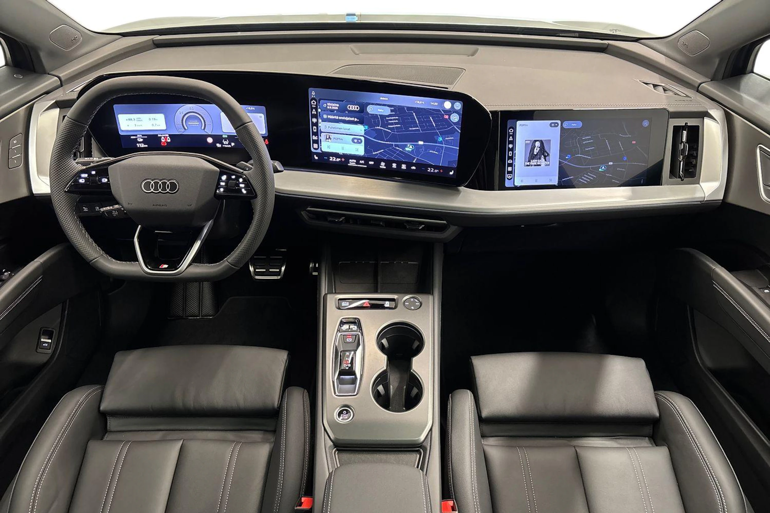 sininen Audi Q4 e-tron 2026 kuva 7.