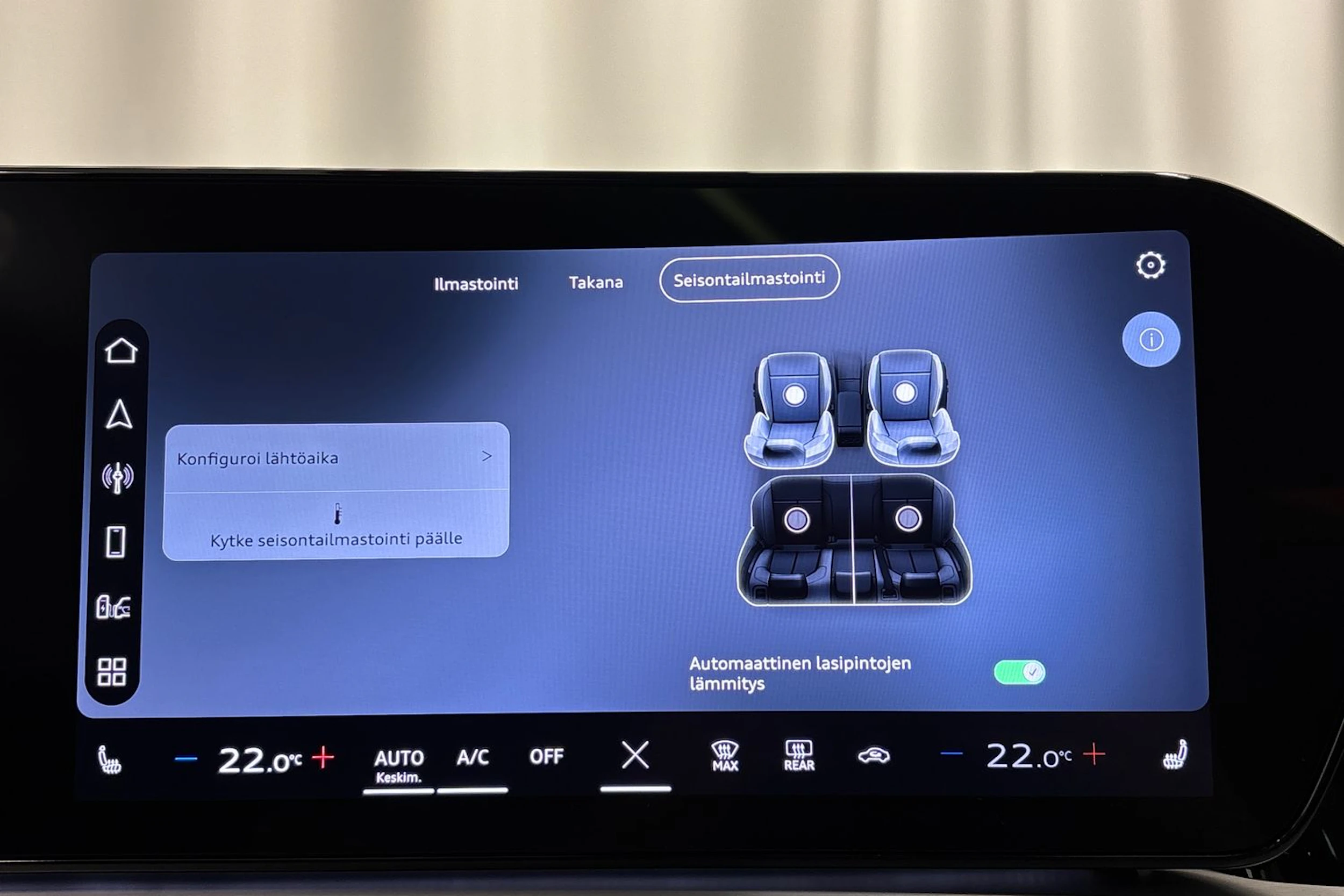 sininen Audi Q4 e-tron 2026 kuva 22.