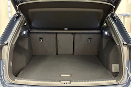 sininen Audi Q4 e-tron 2026 kuva 32.