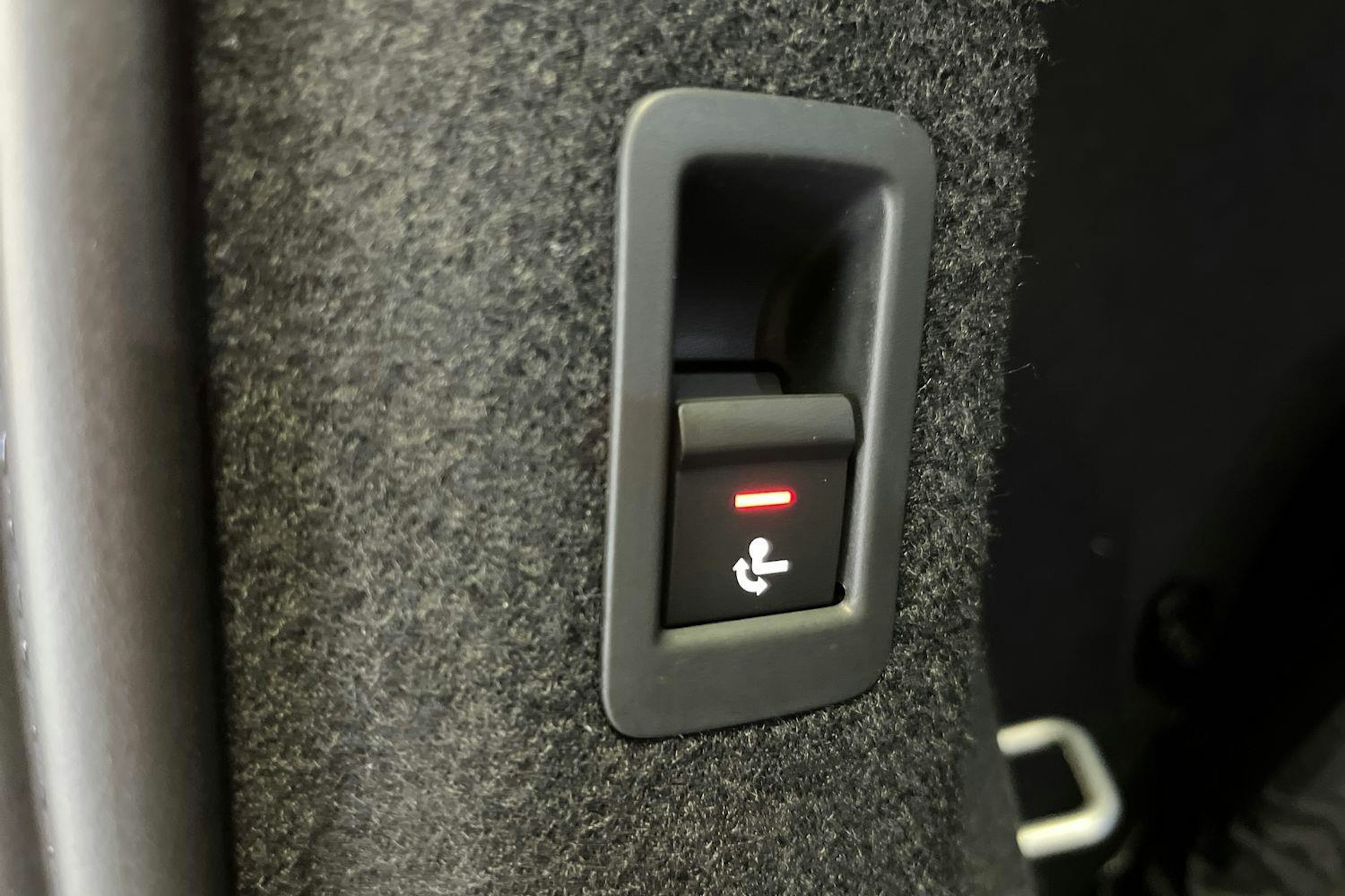 florett hopea Audi Q4 e-tron 2026 kuva 16.