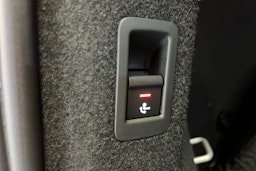 florett hopea Audi Q4 e-tron 2026 kuva 16.