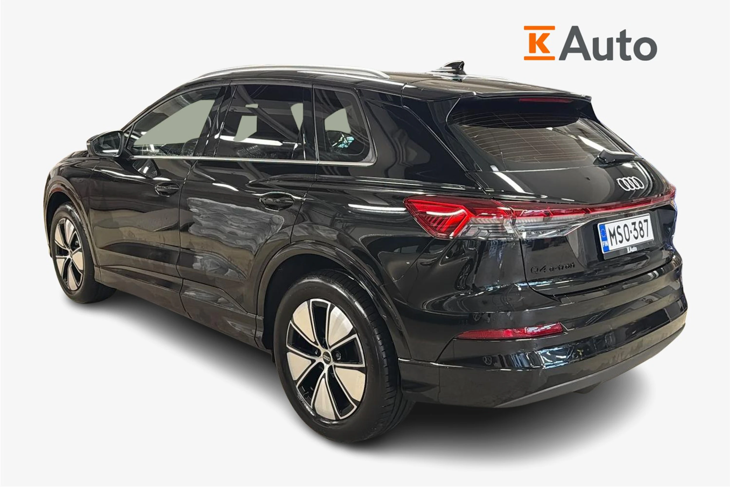 musta Audi Q4 e-tron 2026 kuva 2.