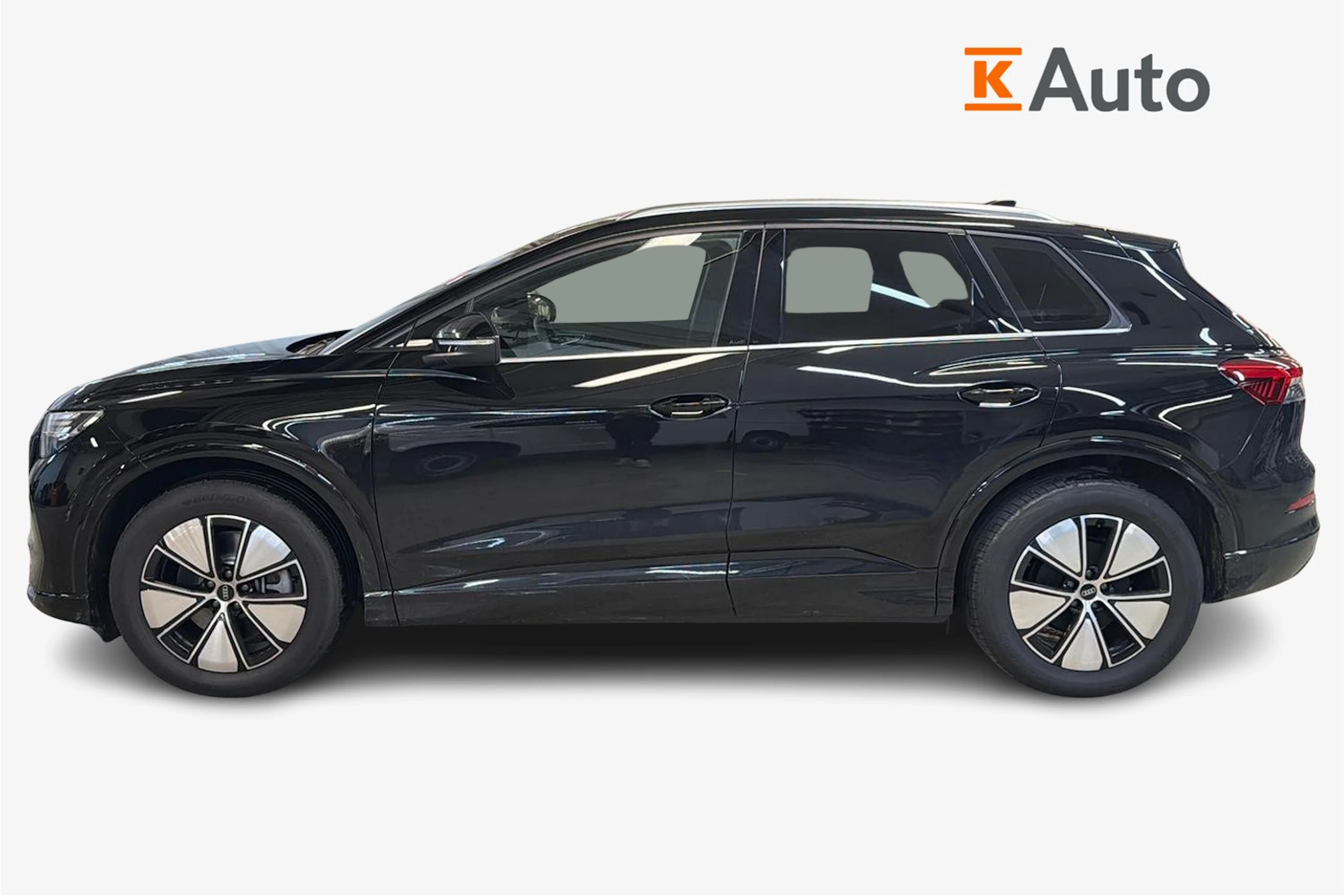 musta Audi Q4 e-tron 2026 kuva 5.