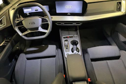 musta Audi Q4 e-tron 2026 kuva 7.