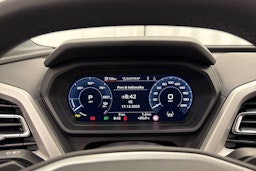 met. valkoinen Audi Q4 e-tron 2026 kuva 17.