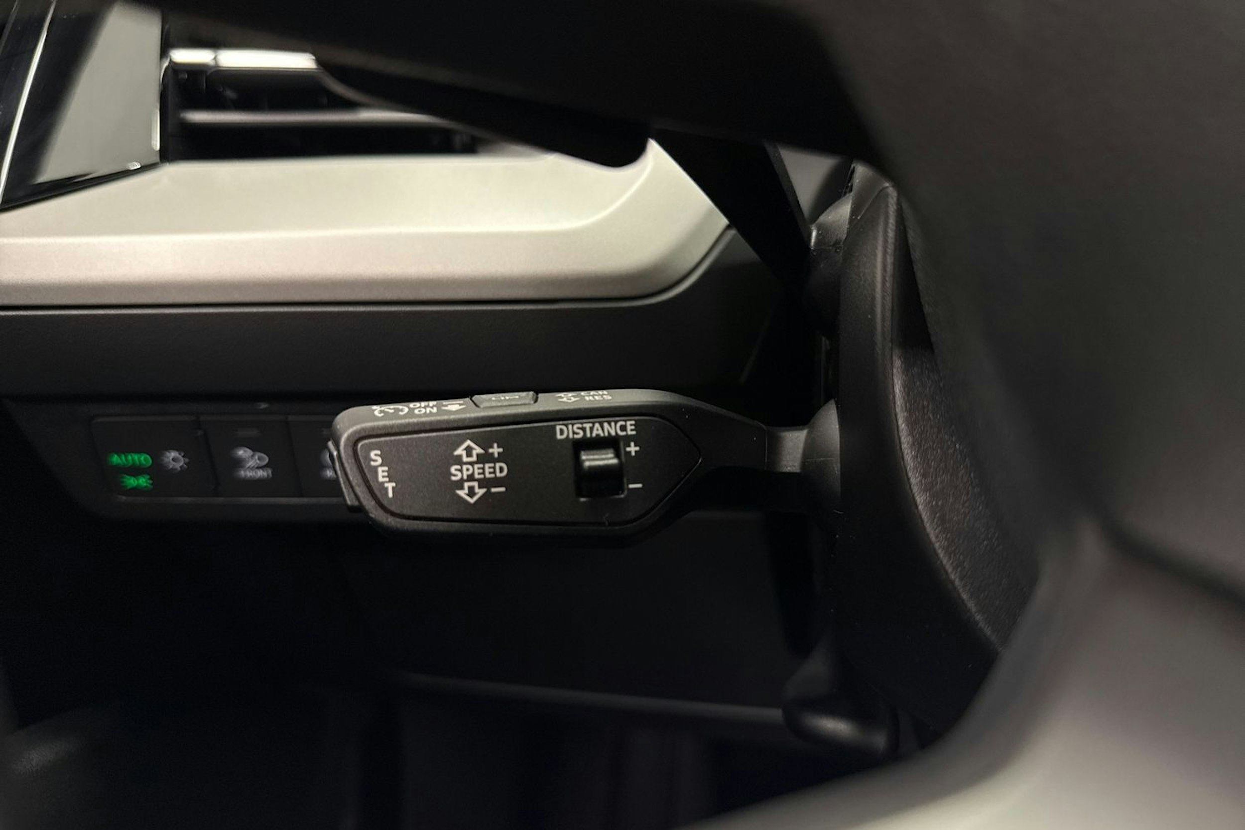 met. valkoinen Audi Q4 e-tron 2026 kuva 20.