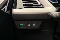 met. valkoinen Audi Q4 e-tron 2026 kuva 21.