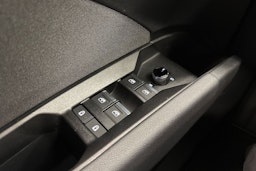 met. valkoinen Audi Q4 e-tron 2026 kuva 23.