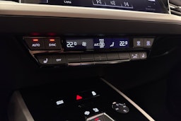 met. valkoinen Audi Q4 e-tron 2026 kuva 26.