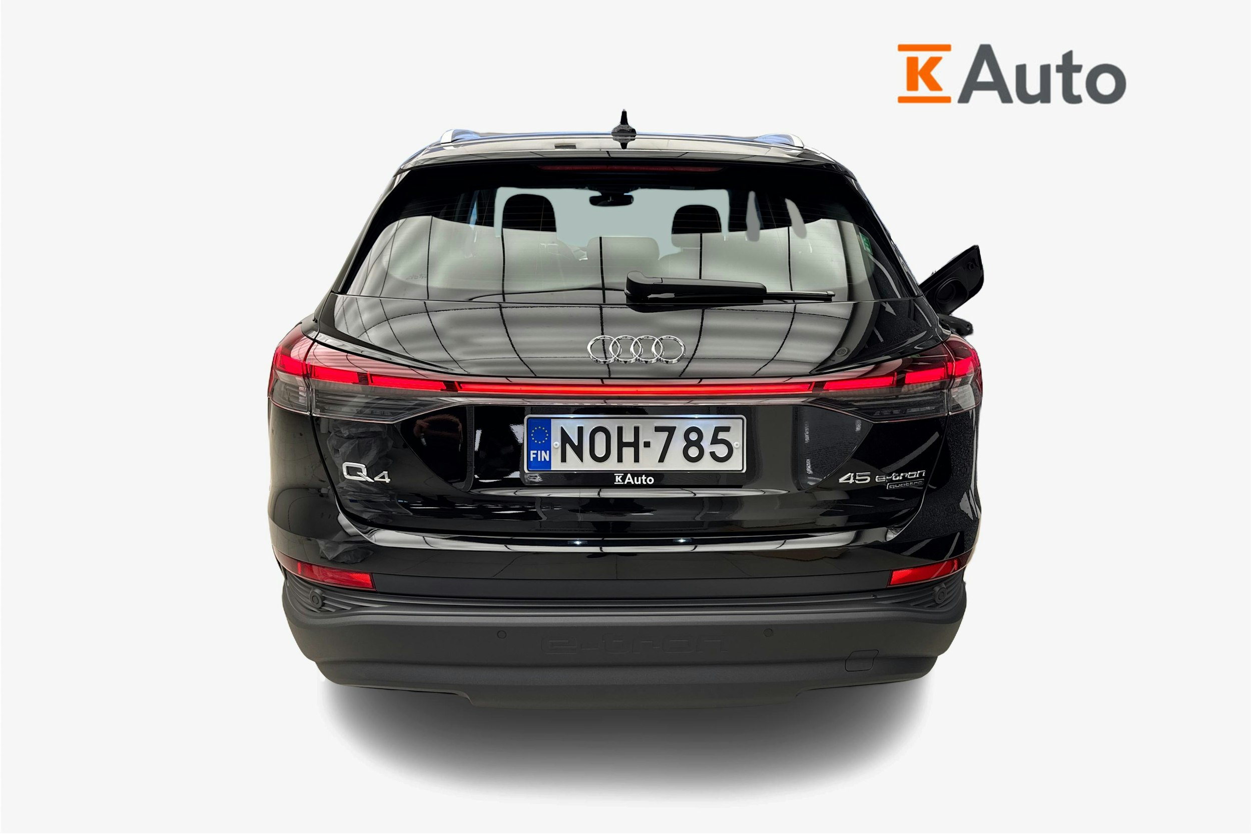 musta Audi Q4 e-tron 2026 kuva 3.