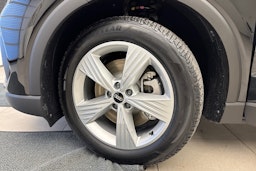 musta Audi Q4 e-tron 2026 kuva 10.