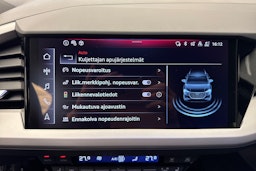 musta Audi Q4 e-tron 2026 kuva 15.