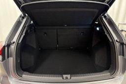 met. harmaa Audi Q4 e-tron 2026 kuva 11.