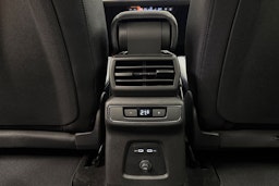 met. harmaa Audi Q4 e-tron 2026 kuva 15.