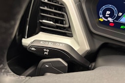 met. harmaa Audi Q4 e-tron 2026 kuva 18.