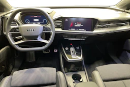 harmaa Audi Q4 e-tron 2026 kuva 7.