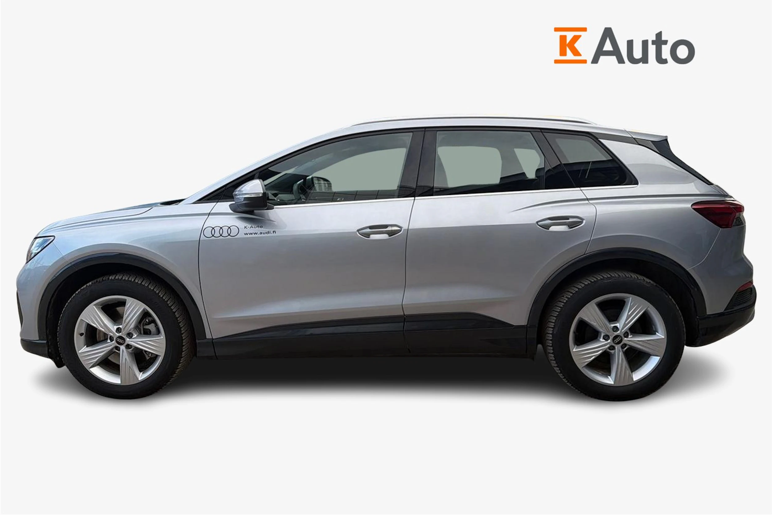 harmaa Audi Q4 e-tron 2026 kuva 5.