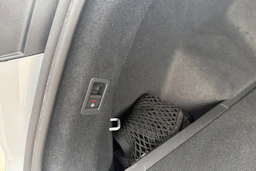 harmaa Audi Q4 e-tron 2026 kuva 12.