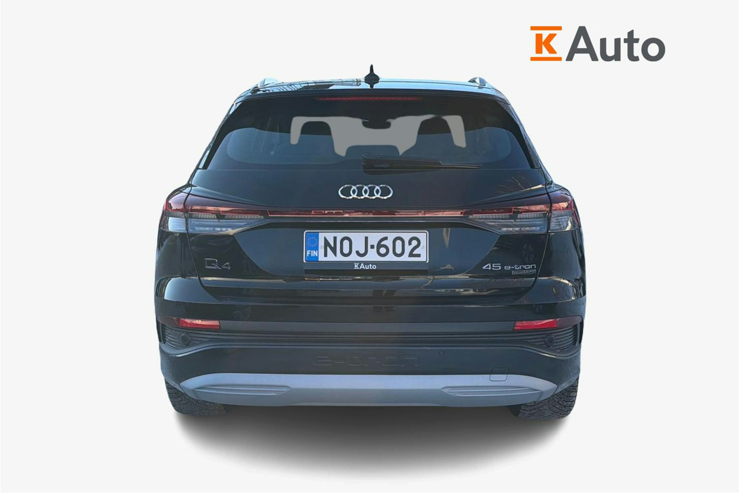 Musta Audi Q4 e-tron 2026 kuva 3.