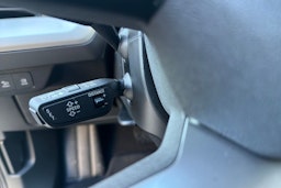 Musta Audi Q4 e-tron 2026 kuva 12.