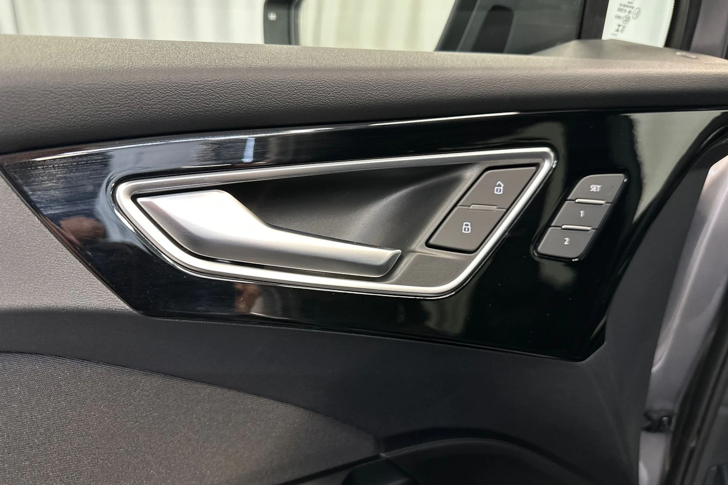 taifun harmaa Audi Q4 e-tron 2026 kuva 24.