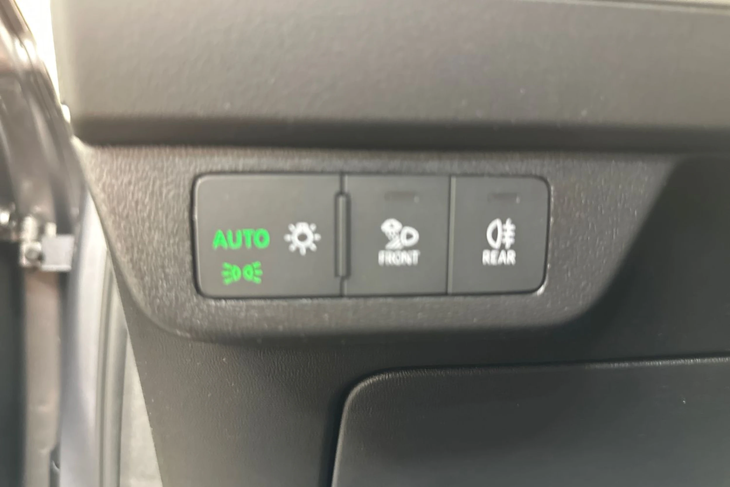 taifun harmaa Audi Q4 e-tron 2026 kuva 29.