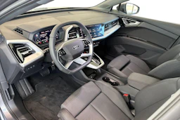 harmaa Audi Q4 e-tron 2026 kuva 6.
