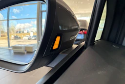 harmaa Audi Q4 e-tron 2026 kuva 25.