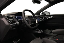 harmaa Audi Q4 e-tron 2026 kuva 6.