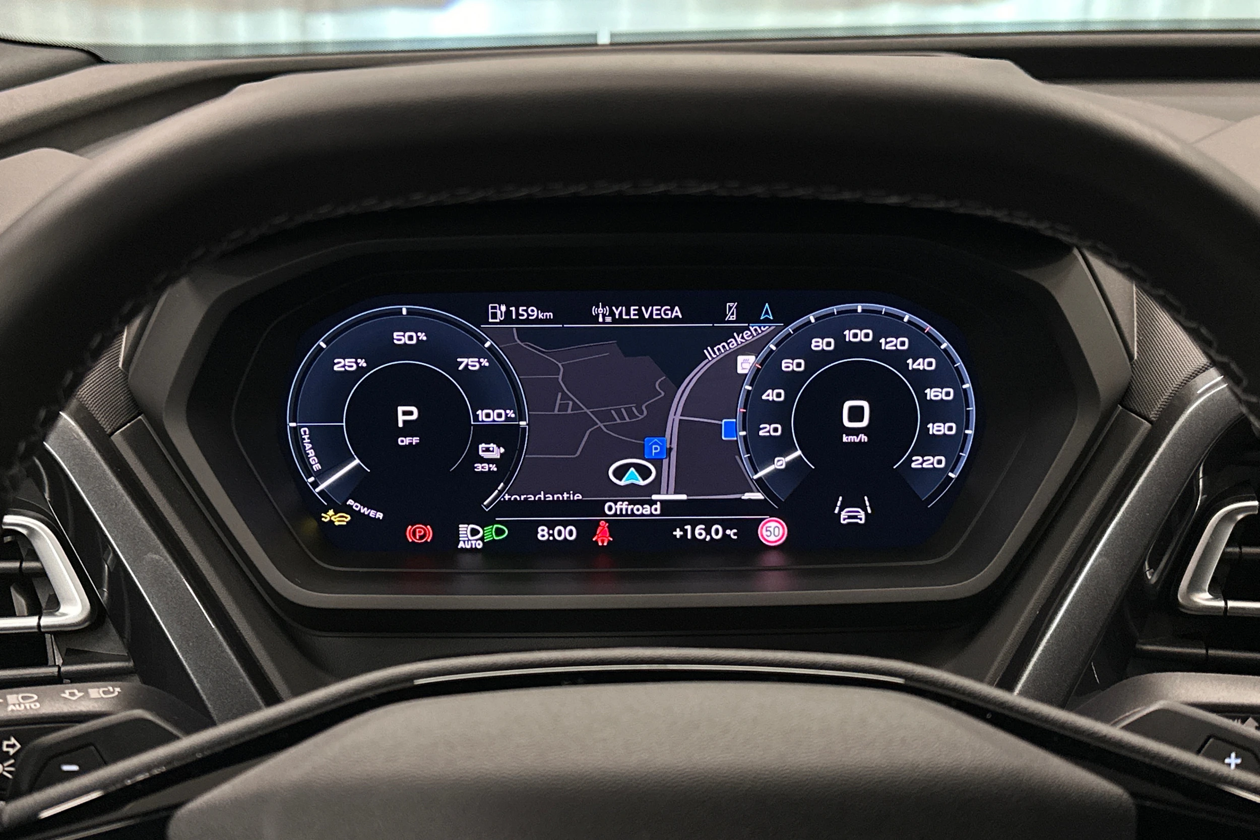 harmaa Audi Q4 e-tron 2026 kuva 13.