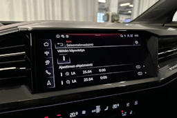 harmaa Audi Q4 e-tron 2026 kuva 16.