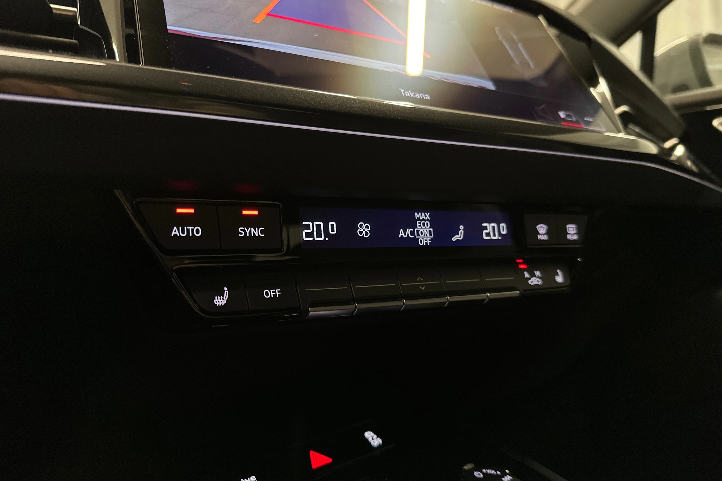 harmaa Audi Q4 e-tron 2026 kuva 21.