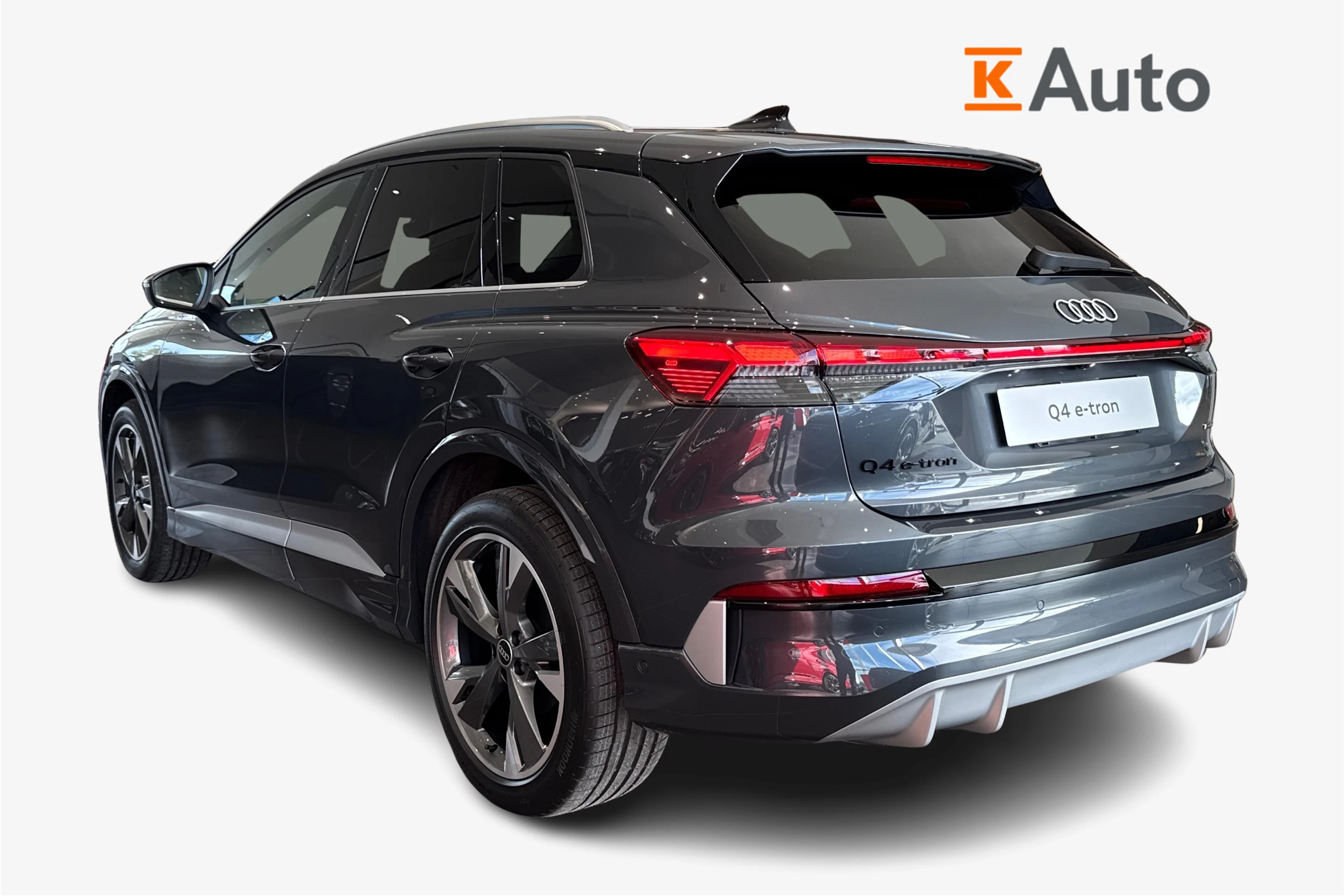 harmaa Audi Q4 e-tron 2026 kuva 2.