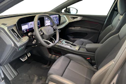 harmaa Audi Q4 e-tron 2026 kuva 6.