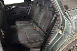 met. vihreä Audi Q4 e-tron 2026 kuva 8.